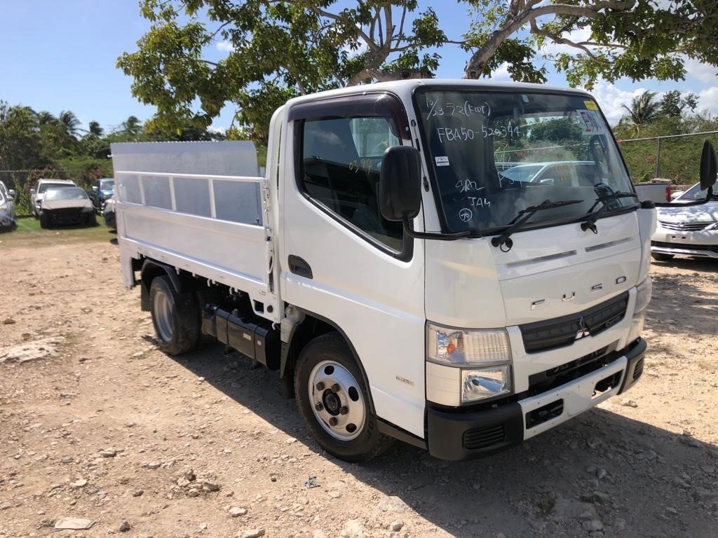 2013 Mitsubishi Canter