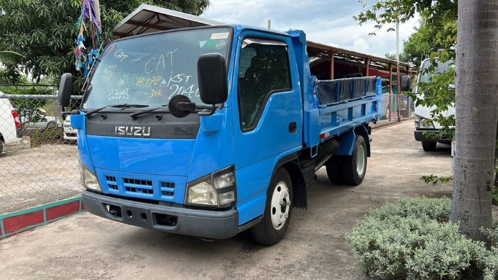 2005 Isuzu Elf